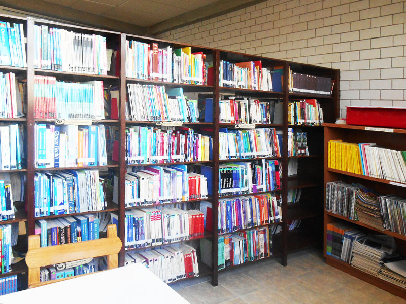 Biblioteca - Secundaria, Preparatoria y C.C.H. - Campus Aragón