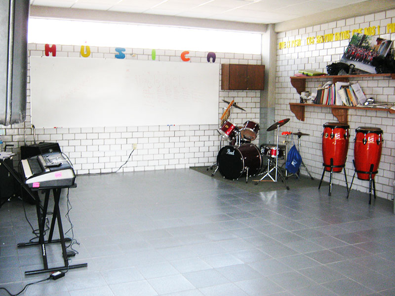 Salón de Música y Taller de Estudiantina - Campus Aragón